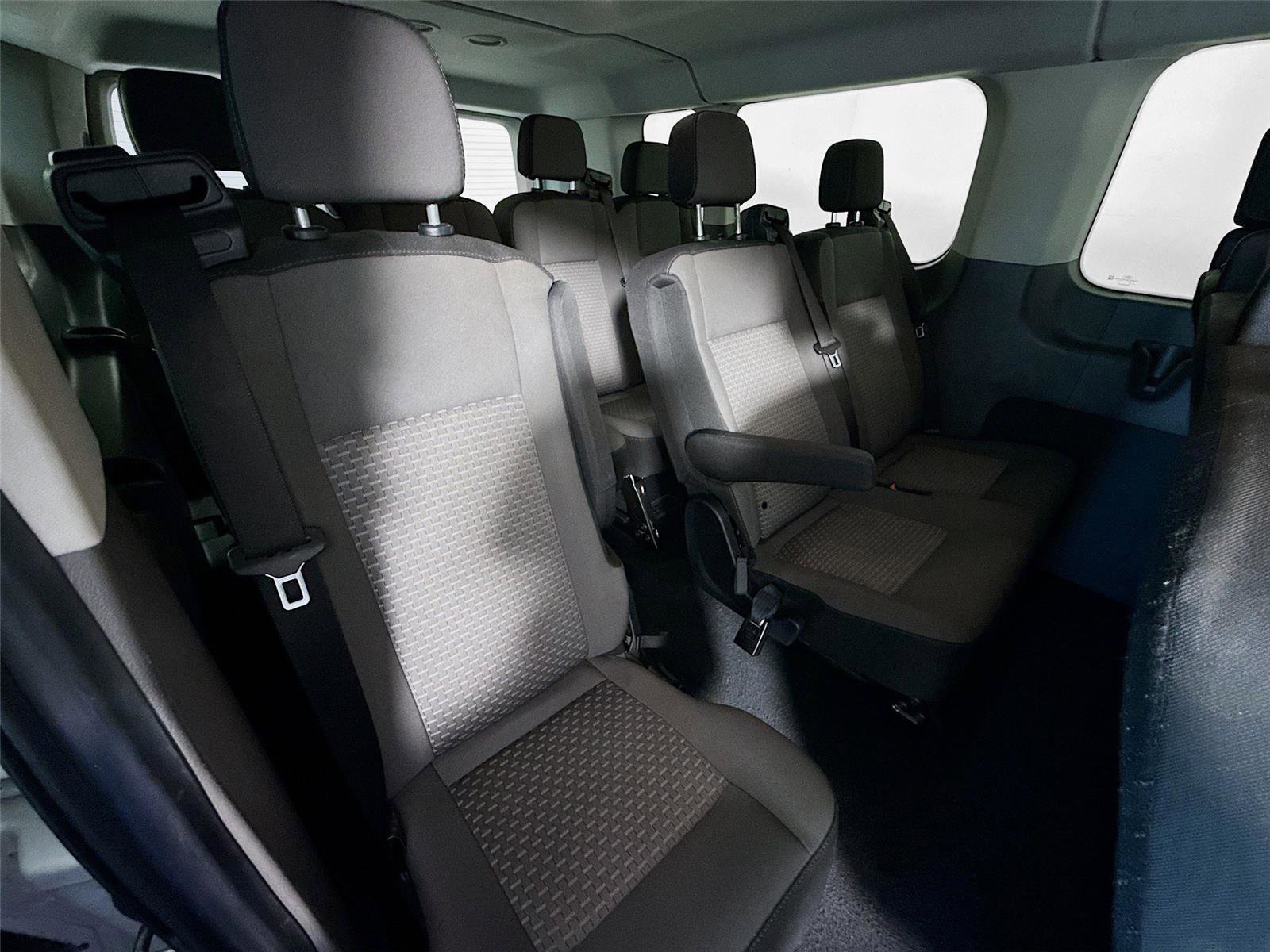 Used 2024 Ford Transit 350 XLT image 38