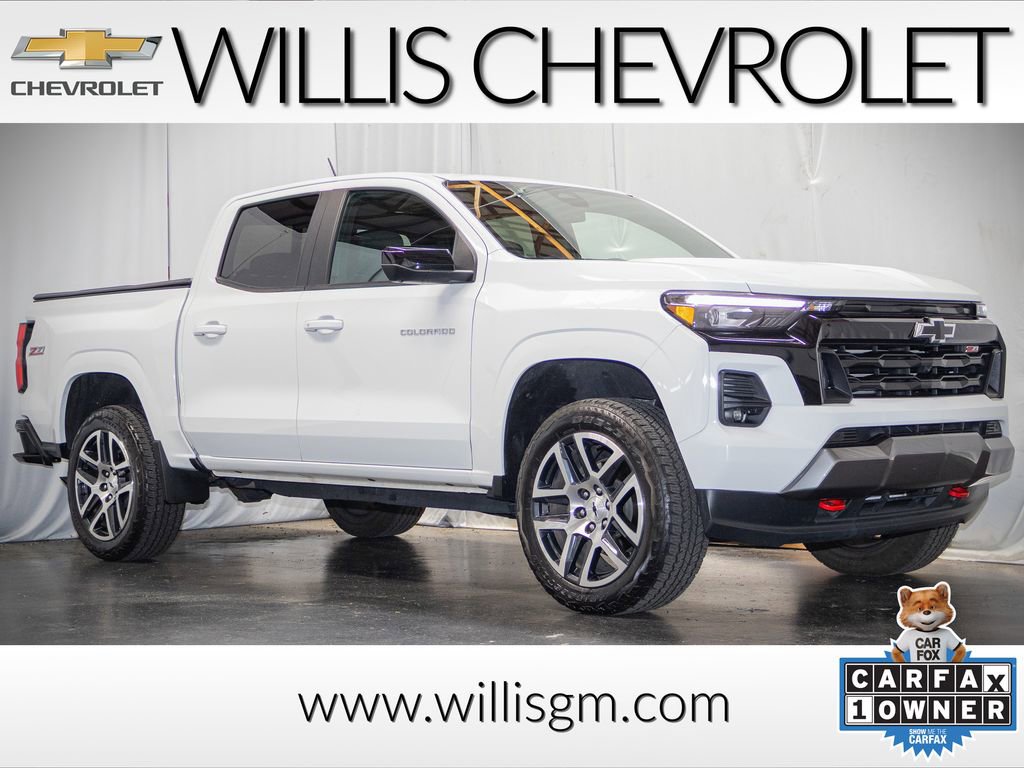 Used 2024 Chevrolet Colorado Z71 w/ Z71 Convenience Package 2 AWD/4WD image 1