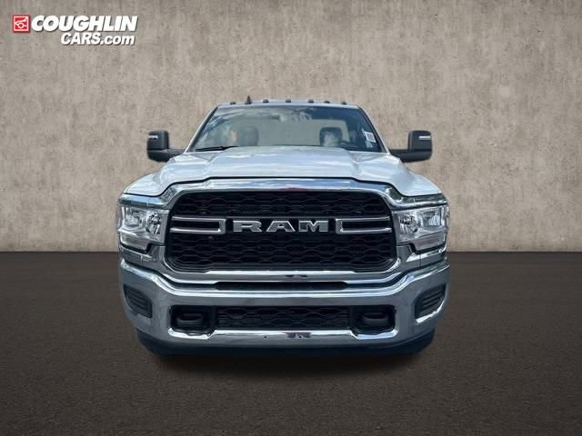 New 2024 RAM 3500 Tradesman image 2