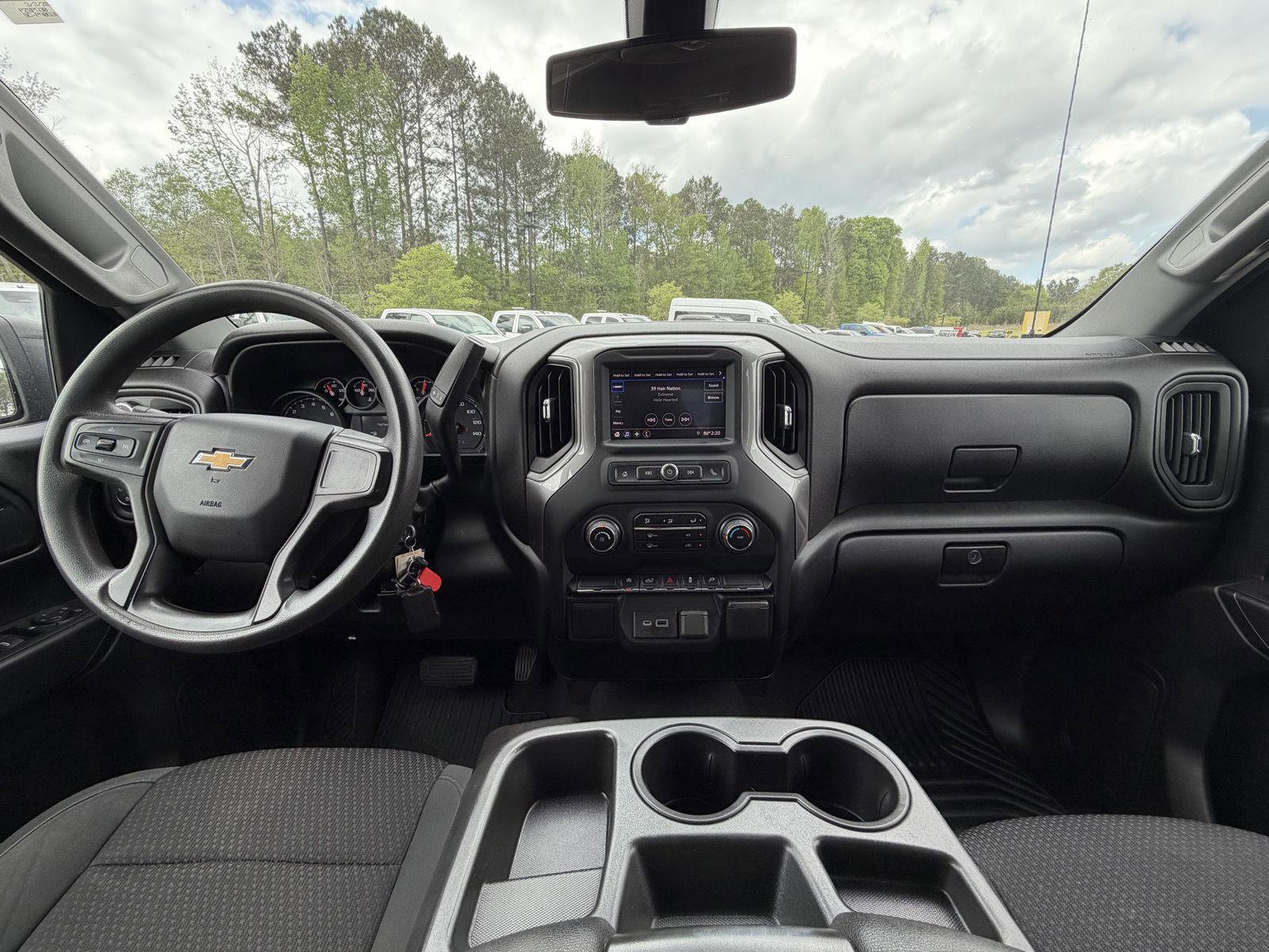 Used 2021 Chevrolet Silverado 1500 Custom image 7