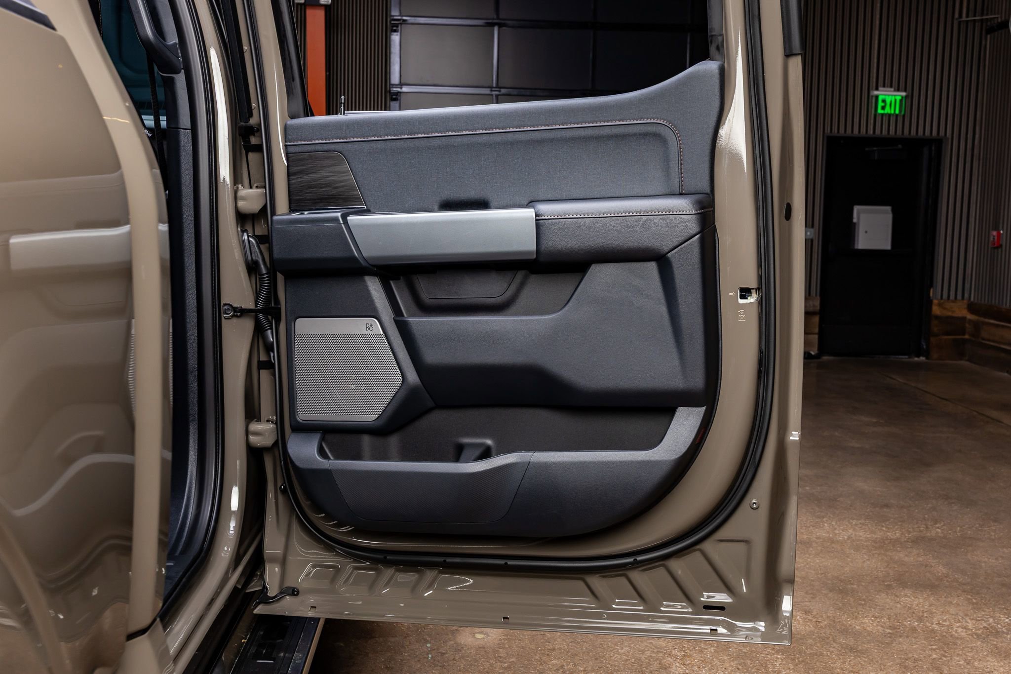 Used 2026 Ford F150 Lariat AWD/4WD image 37