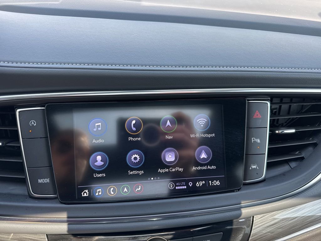 Used 2024 Buick Enclave Essence w/ Experience Buick Package image 29