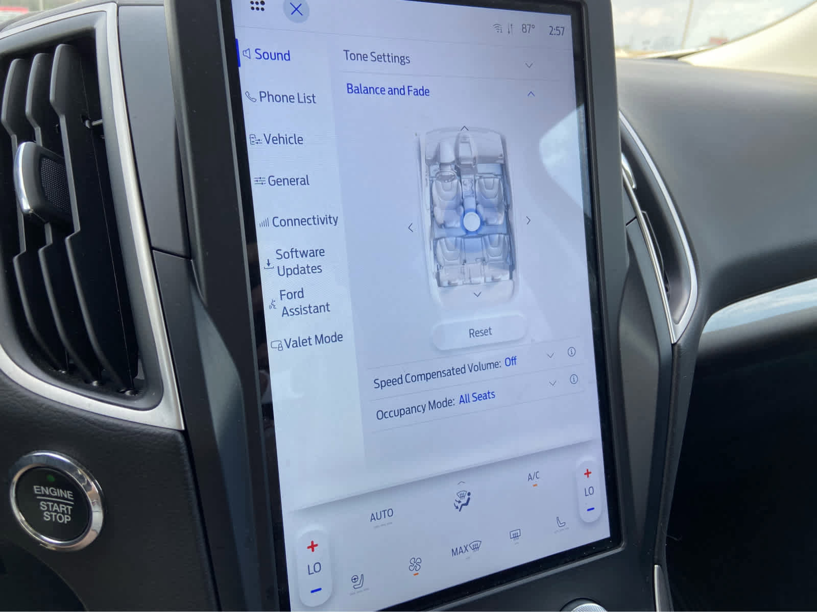 Used 2024 Ford Edge SEL w/ Convenience Package image 25