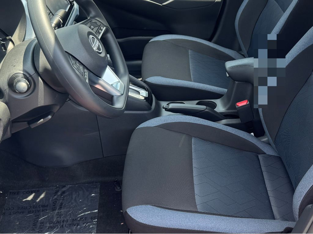 Used 2024 Nissan Versa SV w/ Trunk Package image 10