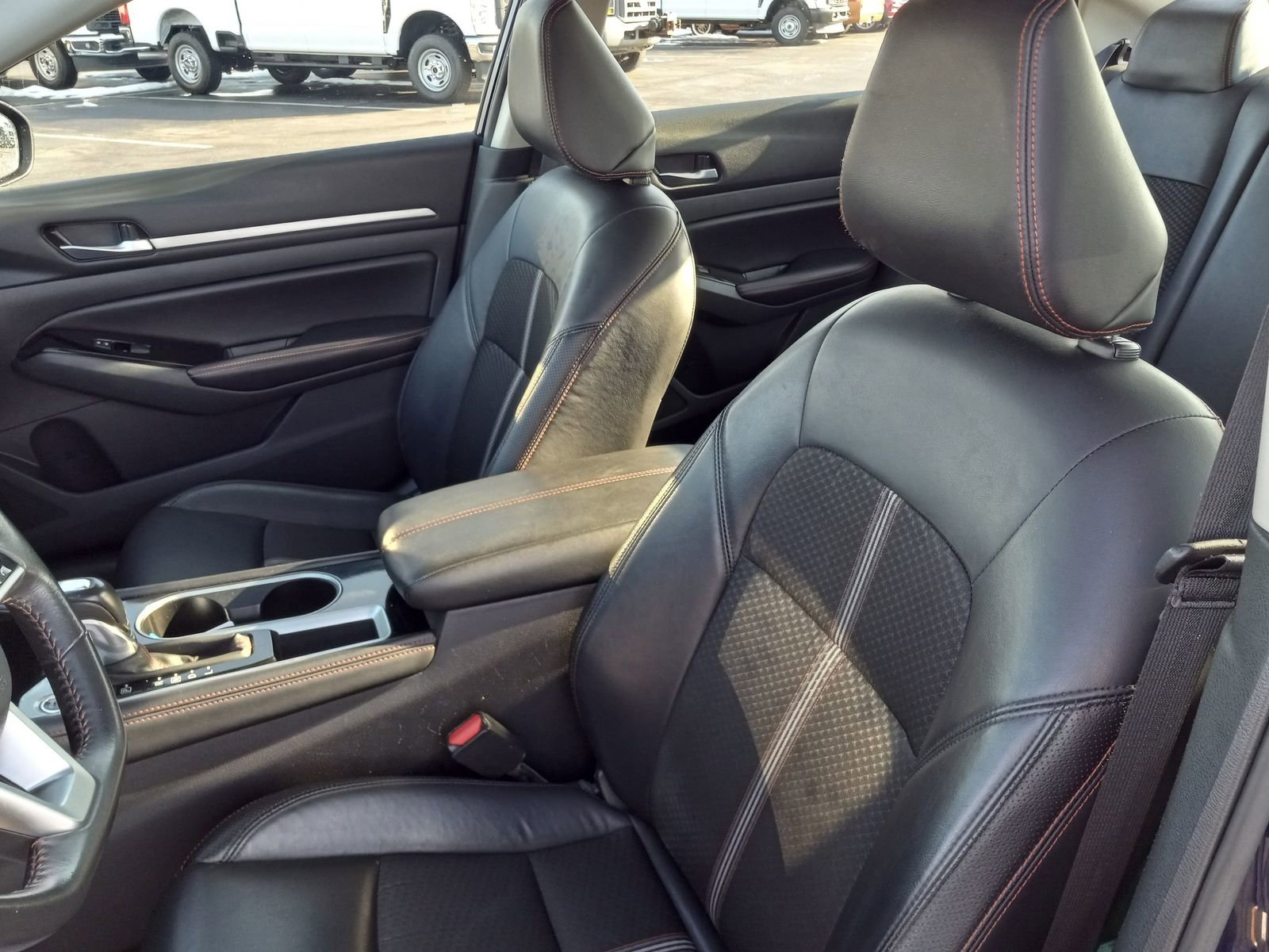 Used 2024 Nissan Altima 2.5 SR FWD image 13