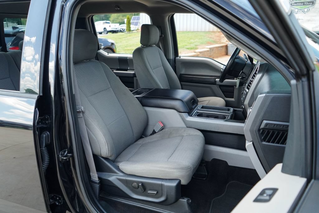 Used 2019 Ford F150 XLT w/ Equipment Group 302A Luxury AWD/4WD image 13
