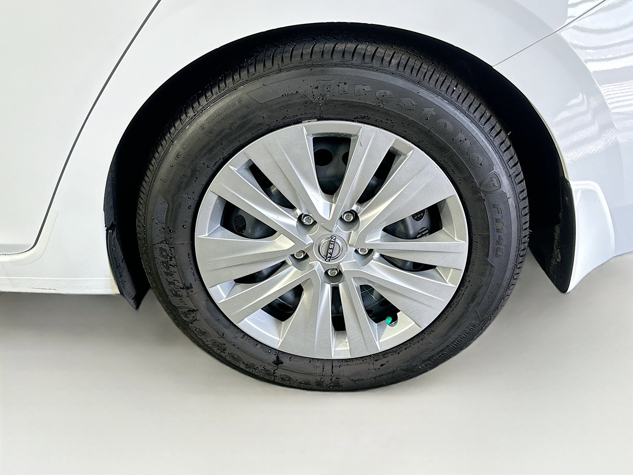 Used 2025 Nissan Sentra S image 11