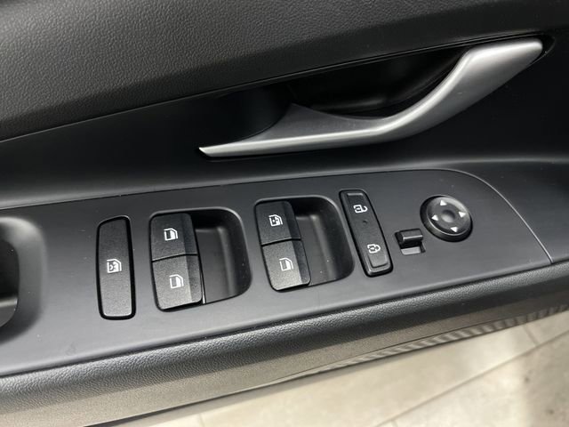 Used 2024 Hyundai Elantra SEL w/ Convenience Package image 28
