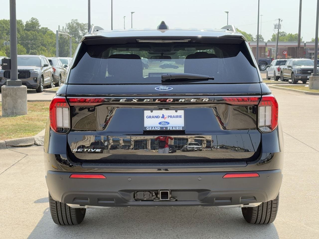 New 2026 Ford Explorer Active RWD image 6