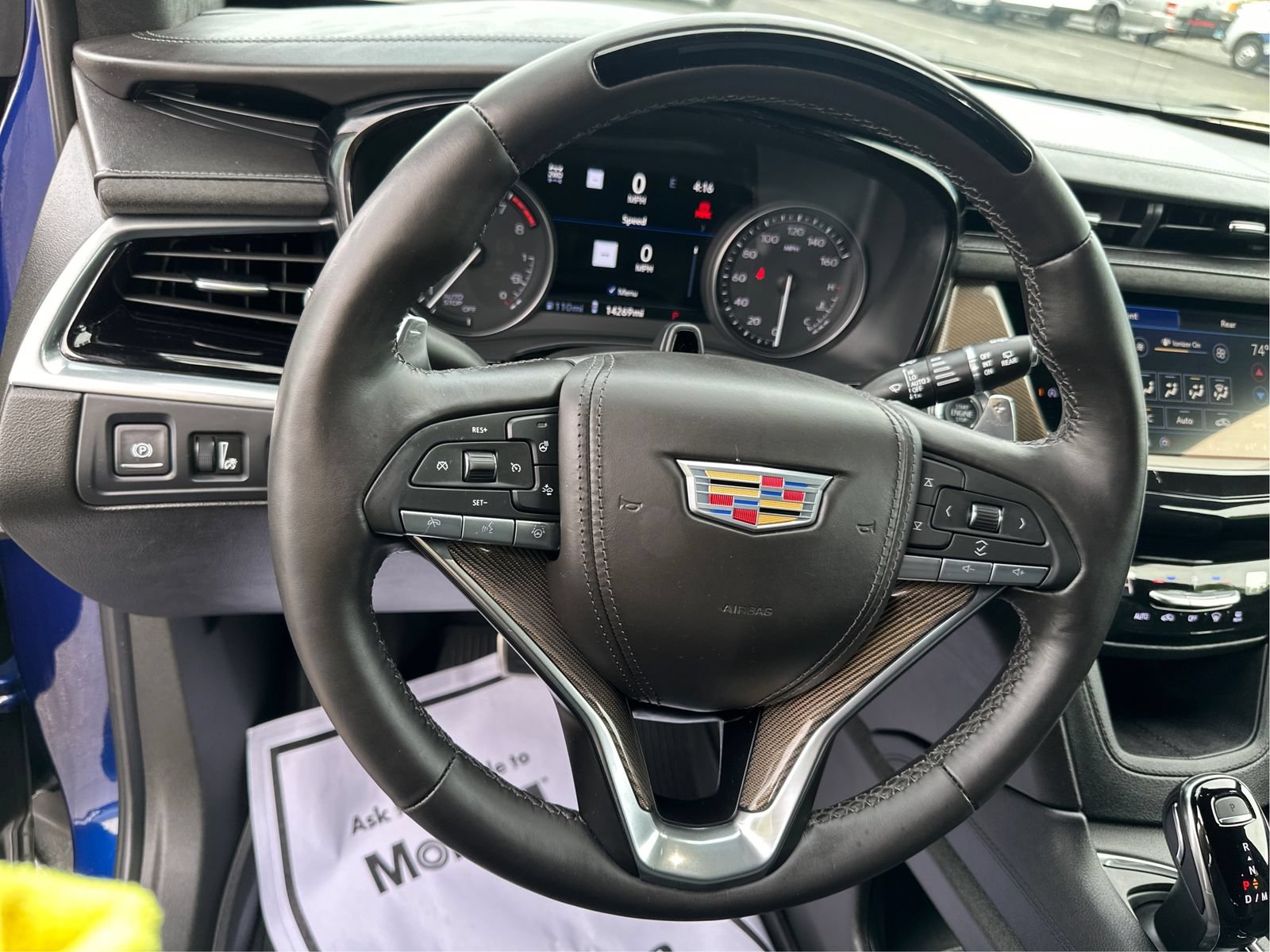 Certified 2025 Cadillac XT6 Sport w/ Platinum Package AWD/4WD image 19