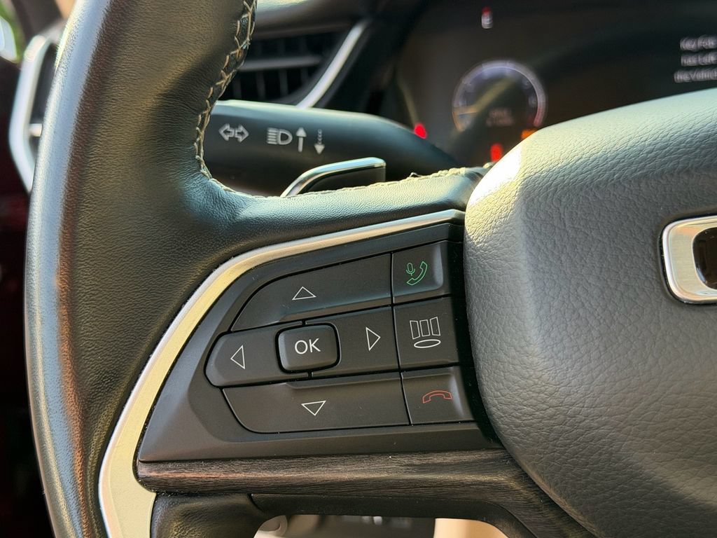 Used 2021 Jeep Grand Cherokee L Limited RWD image 23