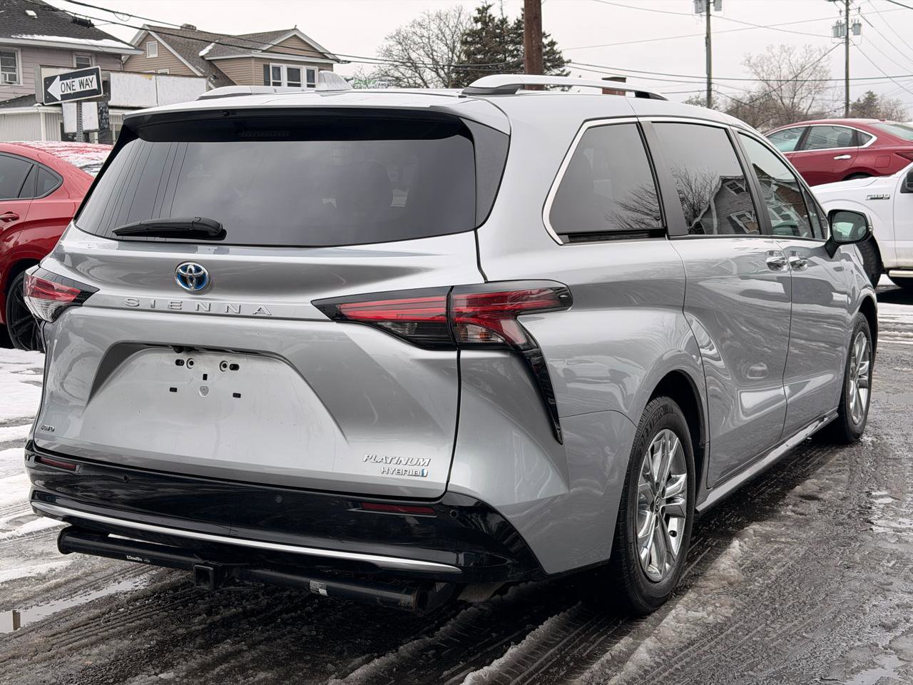Used 2022 Toyota Sienna Platinum image 5