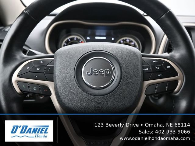 Used 2018 Jeep Cherokee Limited image 29