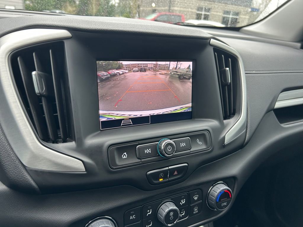 Used 2022 GMC Terrain SLE w/ Driver Convenience Package image 19