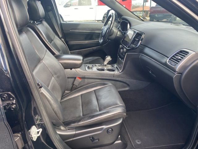 Used 2020 Jeep Grand Cherokee Limited w/ Luxury Group II image 32