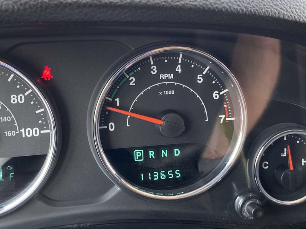 Used 2013 Jeep Wrangler Sport AWD/4WD image 30