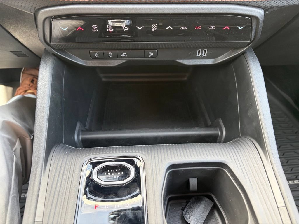 New 2026 Jeep Cherokee Limited AWD/4WD image 40