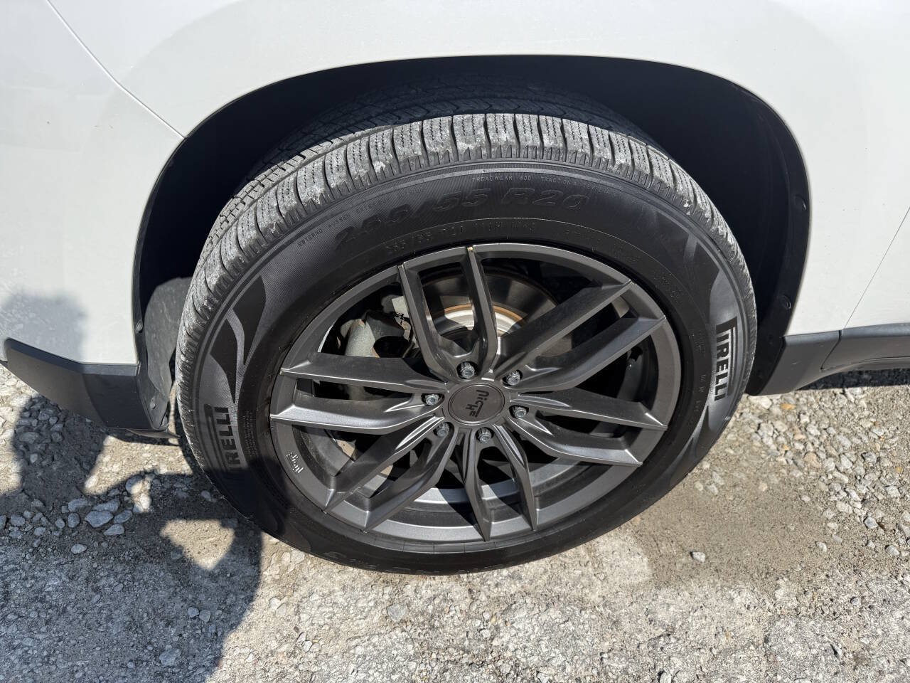 Used 2017 GMC Acadia Limited SLT AWD/4WD image 30