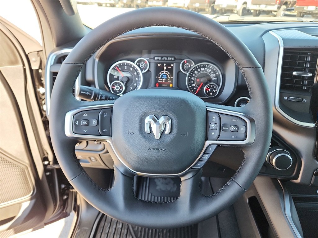 New 2026 RAM 1500 4x4 Crew Cab image 25