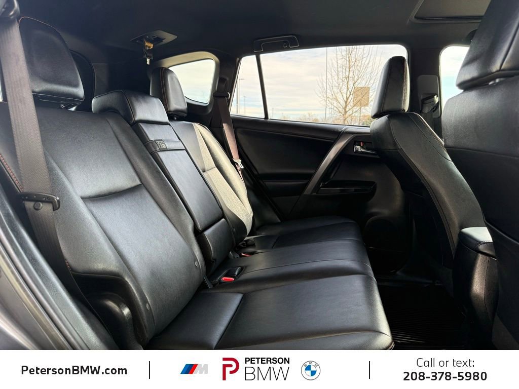Used 2018 Toyota RAV4 SE w/ Advanced Technology Package image 16