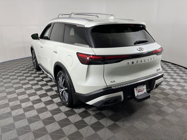 Used 2023 INFINITI QX60 Sensory w/ Vision Package image 5