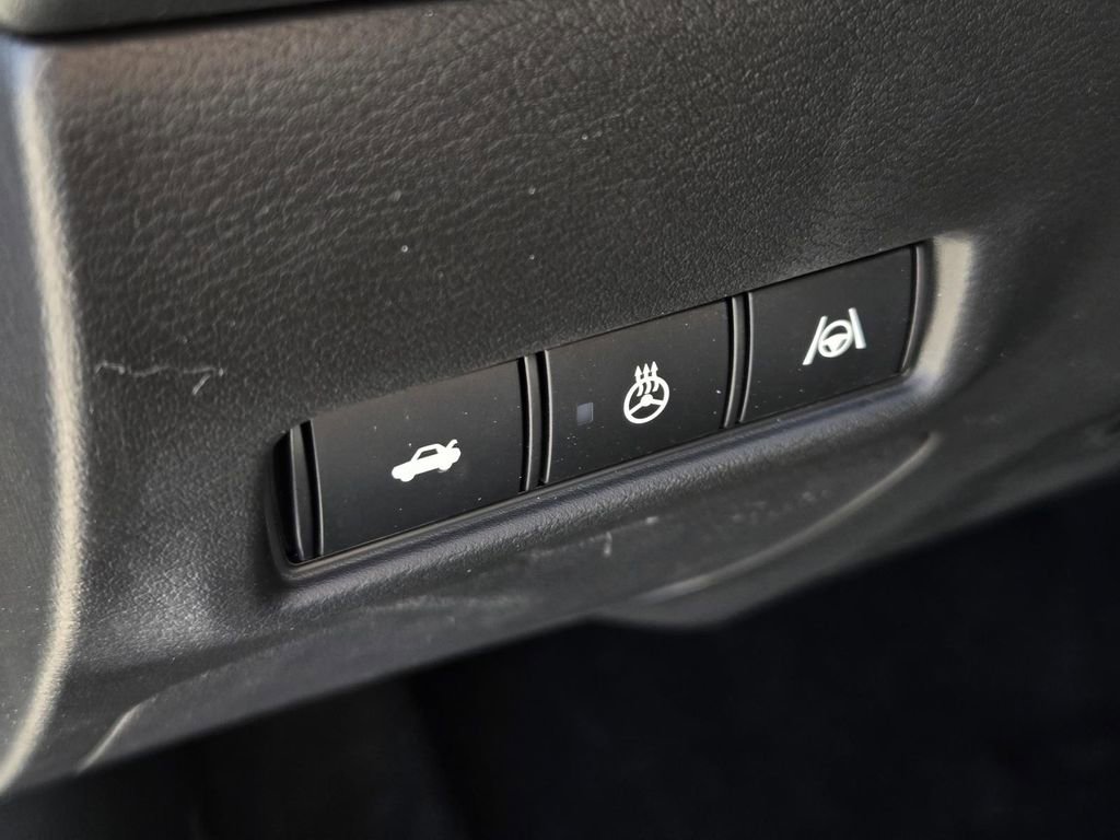 New 2026 Nissan Sentra SR w/ SR Premium Package image 18