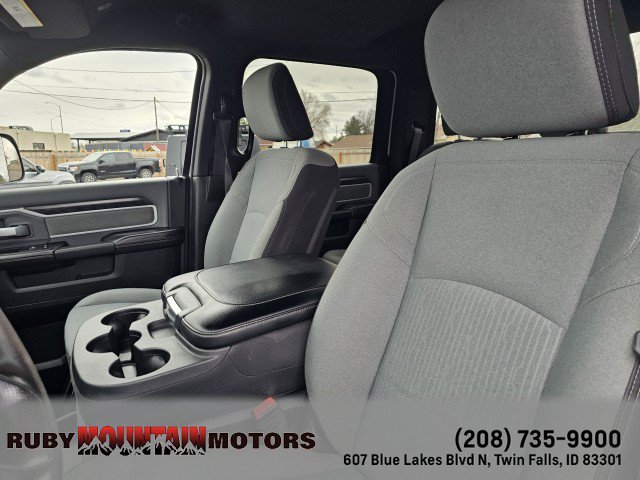Used 2022 RAM 3500 Big Horn AWD/4WD image 17