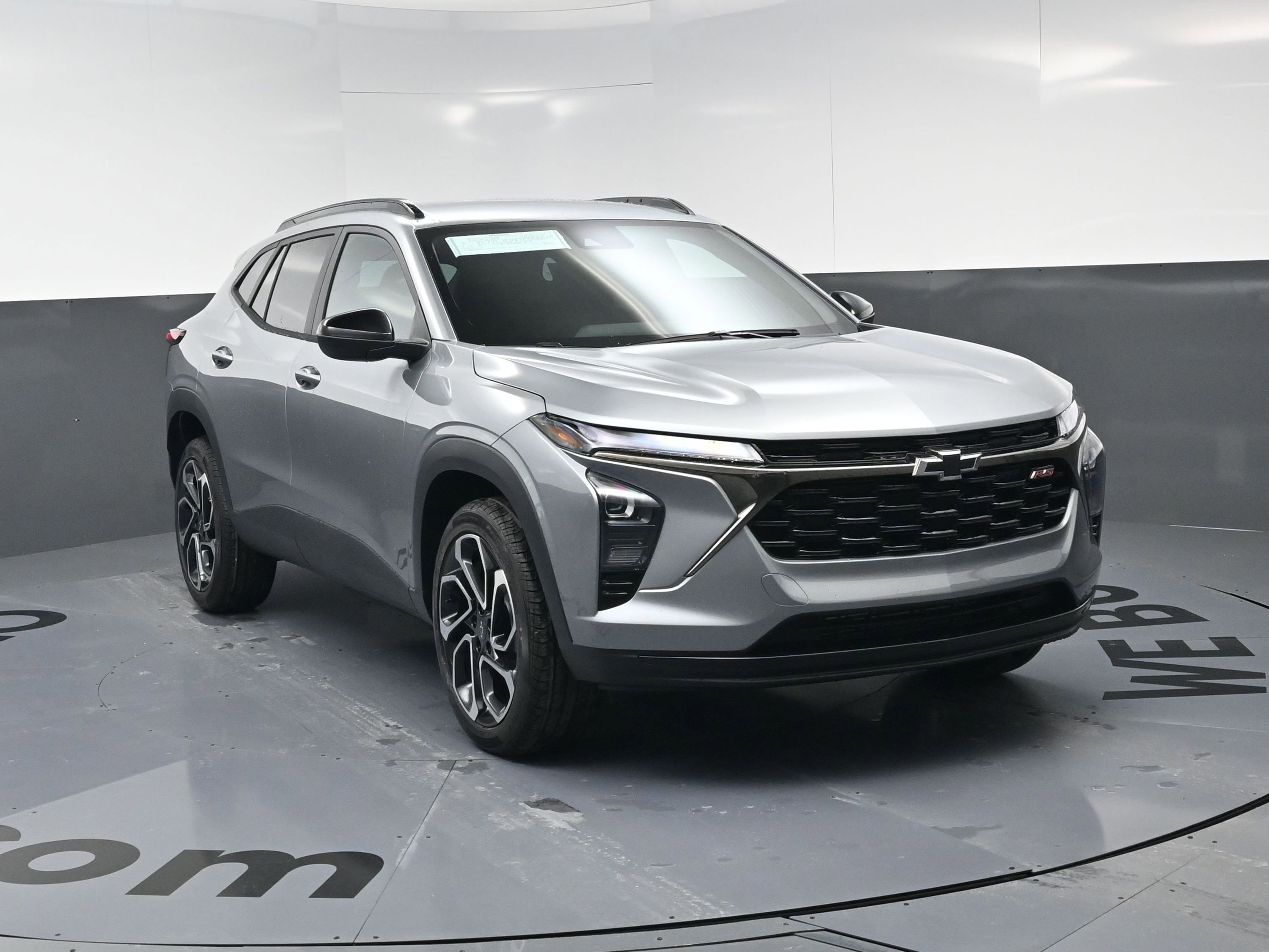 New 2026 Chevrolet Trax RS image 3