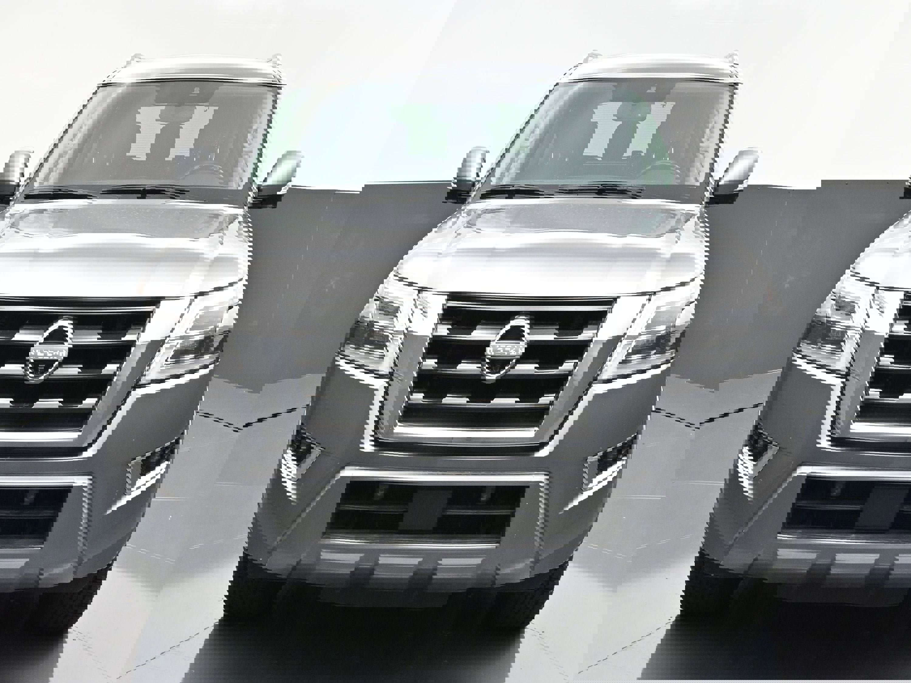 Used 2023 Nissan Armada SL image 2