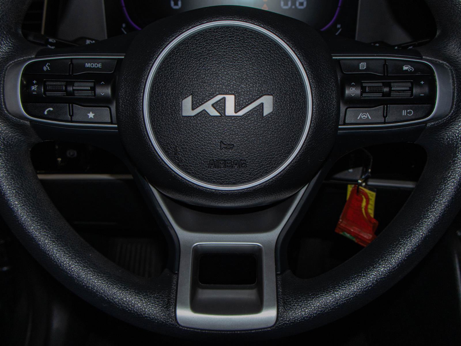 Used 2025 Kia Sportage LX image 11