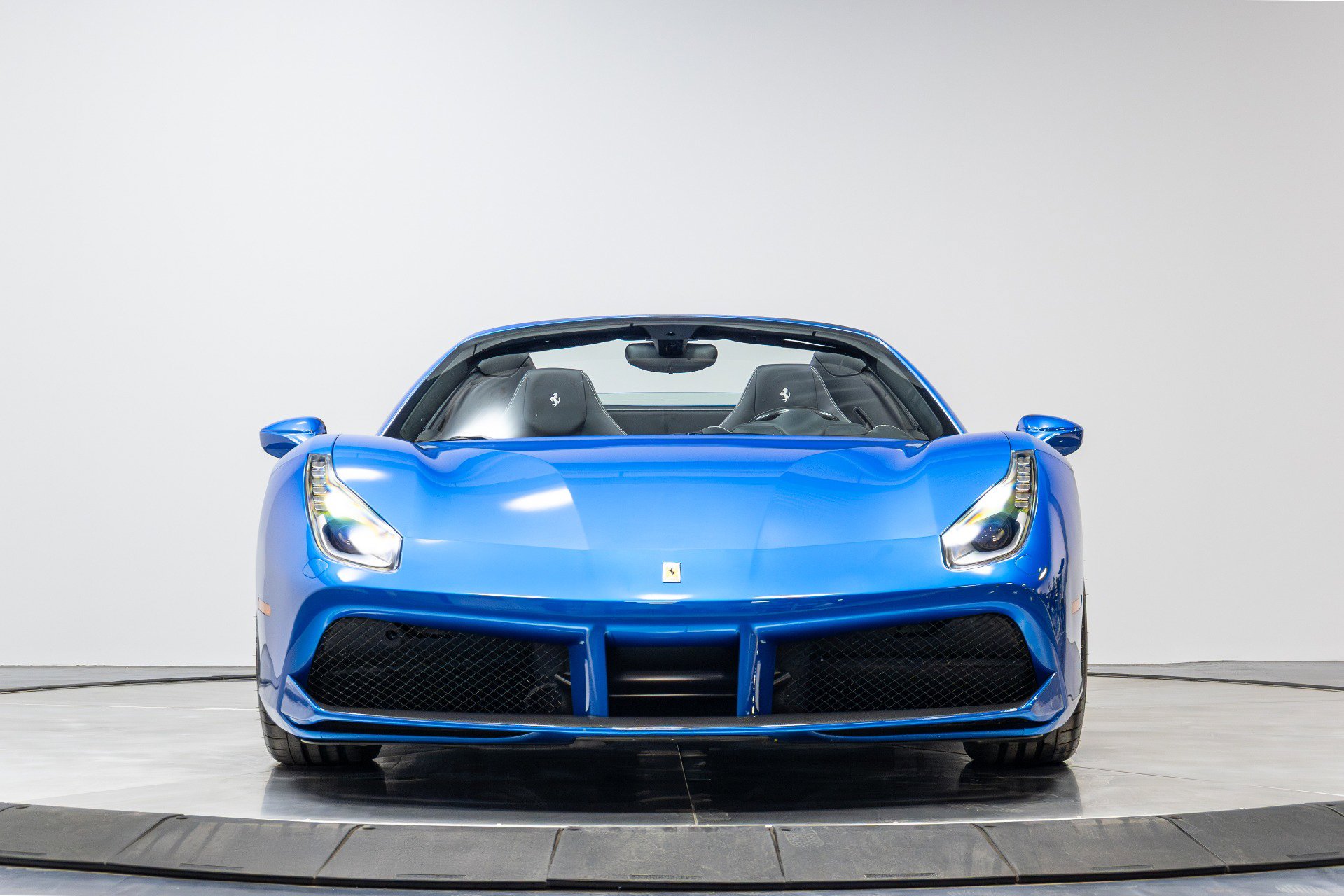 Used 2016 Ferrari 488 Spider image 44