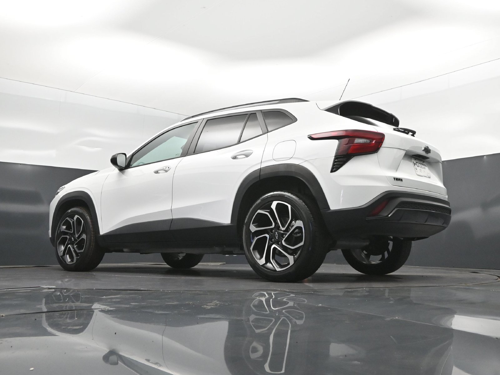 Certified 2024 Chevrolet Trax RS FWD image 40