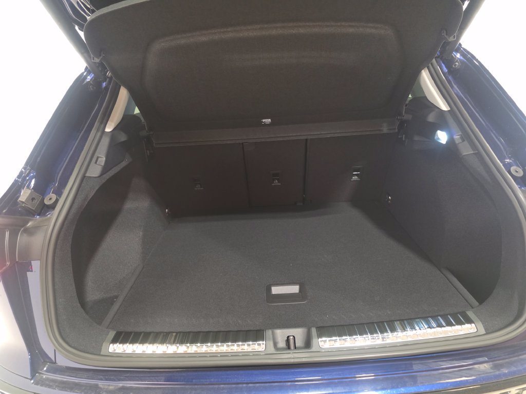New 2026 Audi Q3 quattro 2.0T AWD/4WD image 9