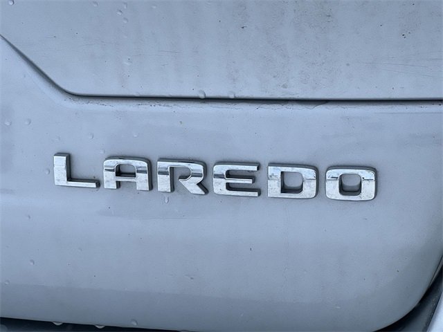 Used 2023 Jeep Grand Cherokee Laredo image 11