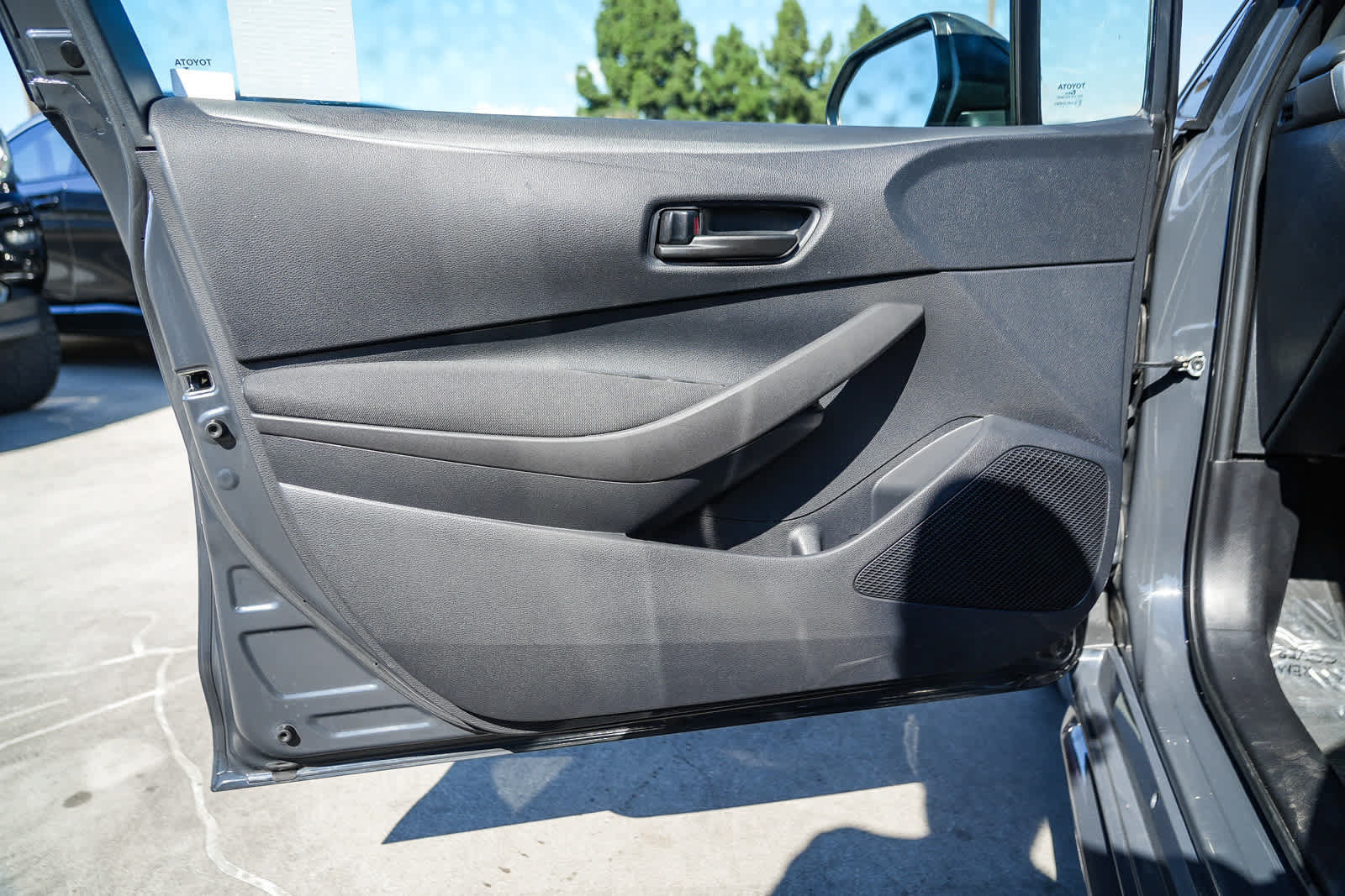 Used 2024 Toyota Corolla LE FWD image 20