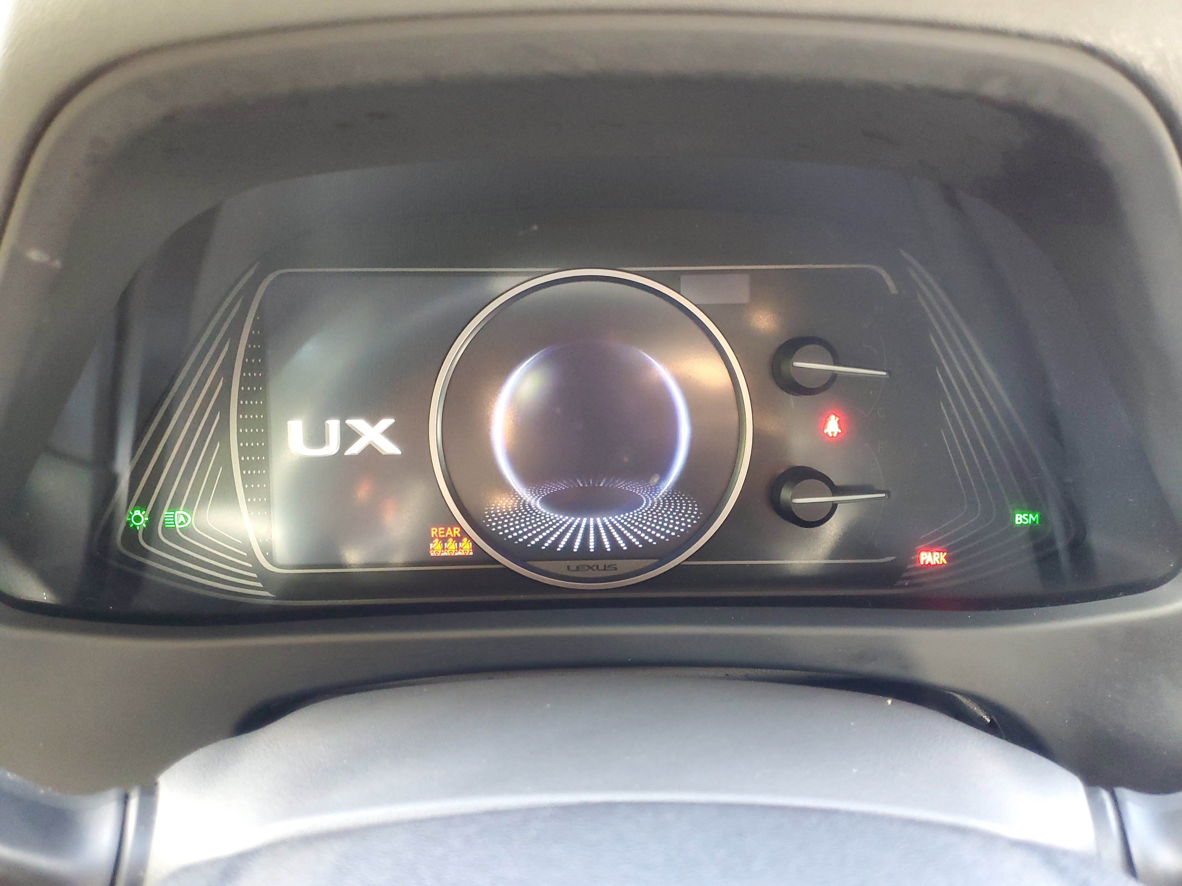 Used 2022 Lexus UX 200 image 22