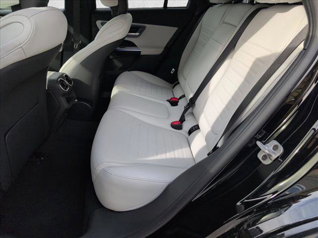 New 2026 Mercedes-Benz GLC 300 4MATIC image 16