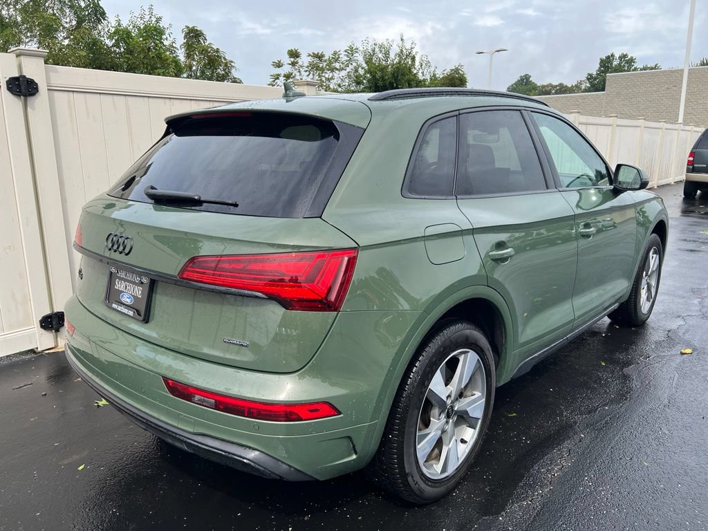 Used 2024 Audi Q5 2.0T Premium Plus w/ Premium Plus Package AWD/4WD image 3