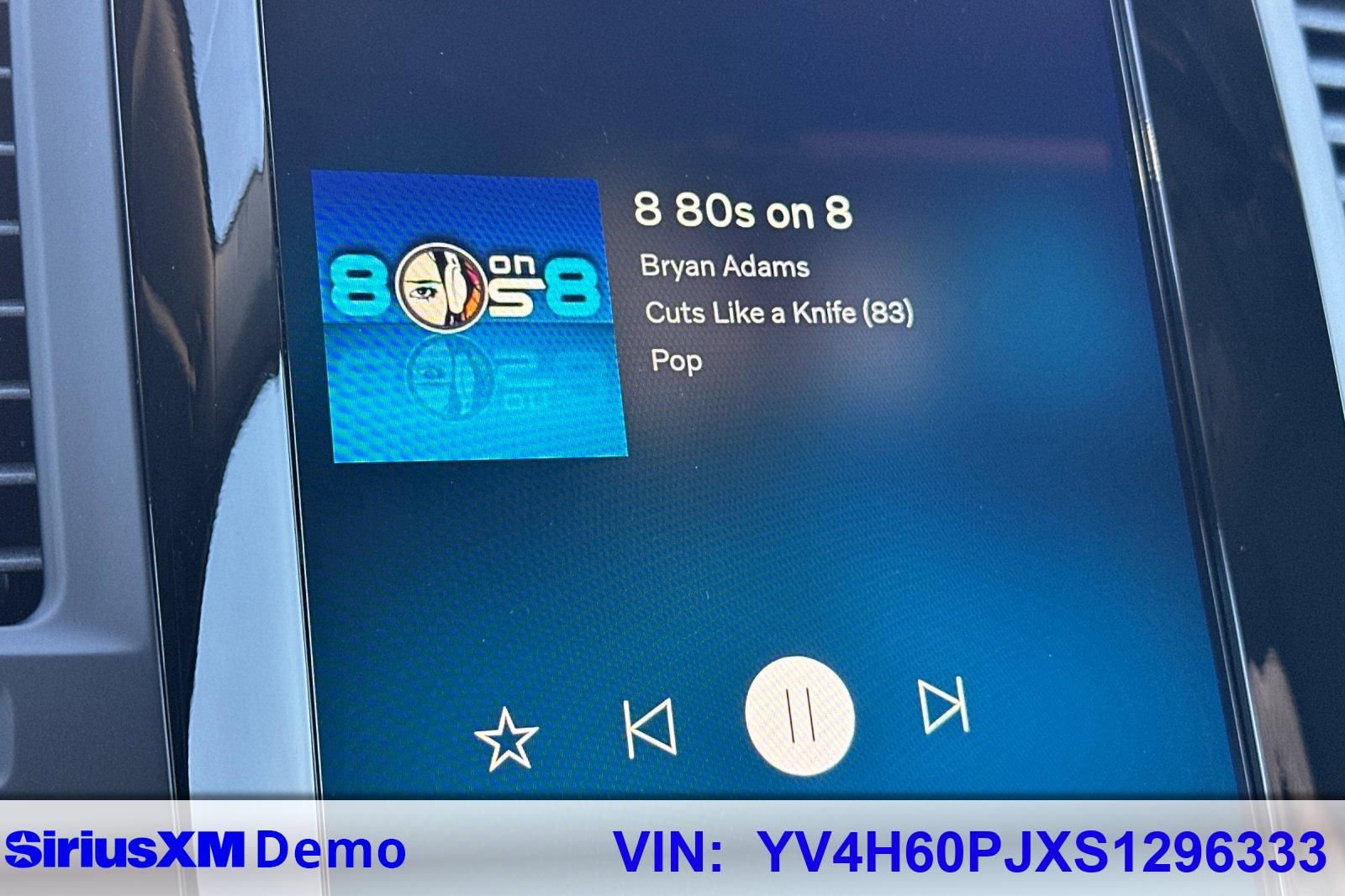 Used 2025 Volvo XC90 T8 Core w/ Protection Package Premier image 29