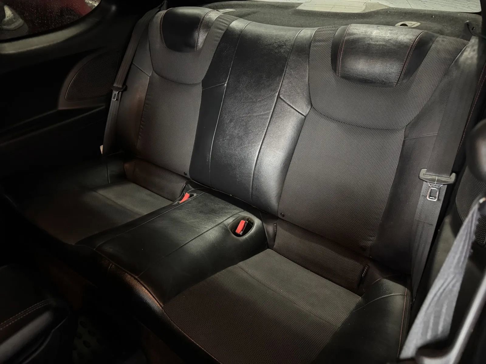 Used 2014 Hyundai Genesis 3.8 image 10