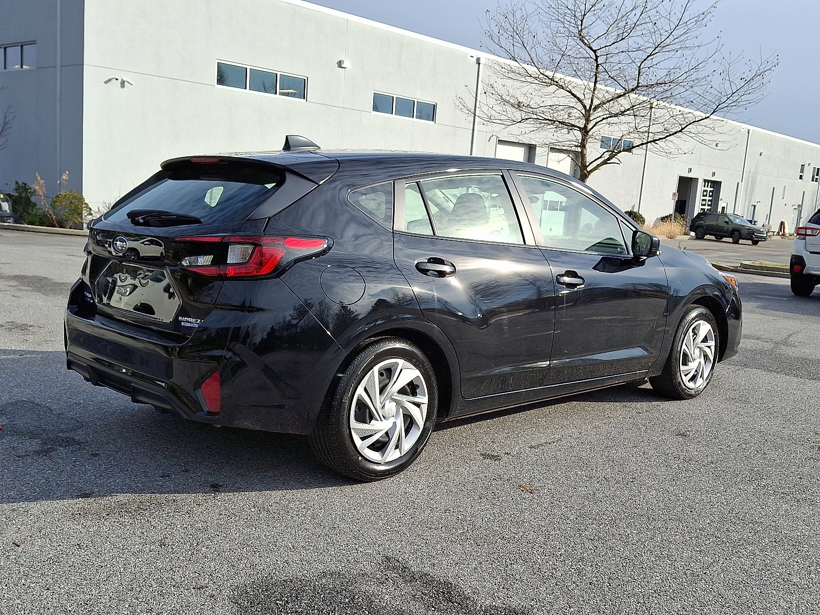 Certified 2025 Subaru Impreza 2.0i image 6