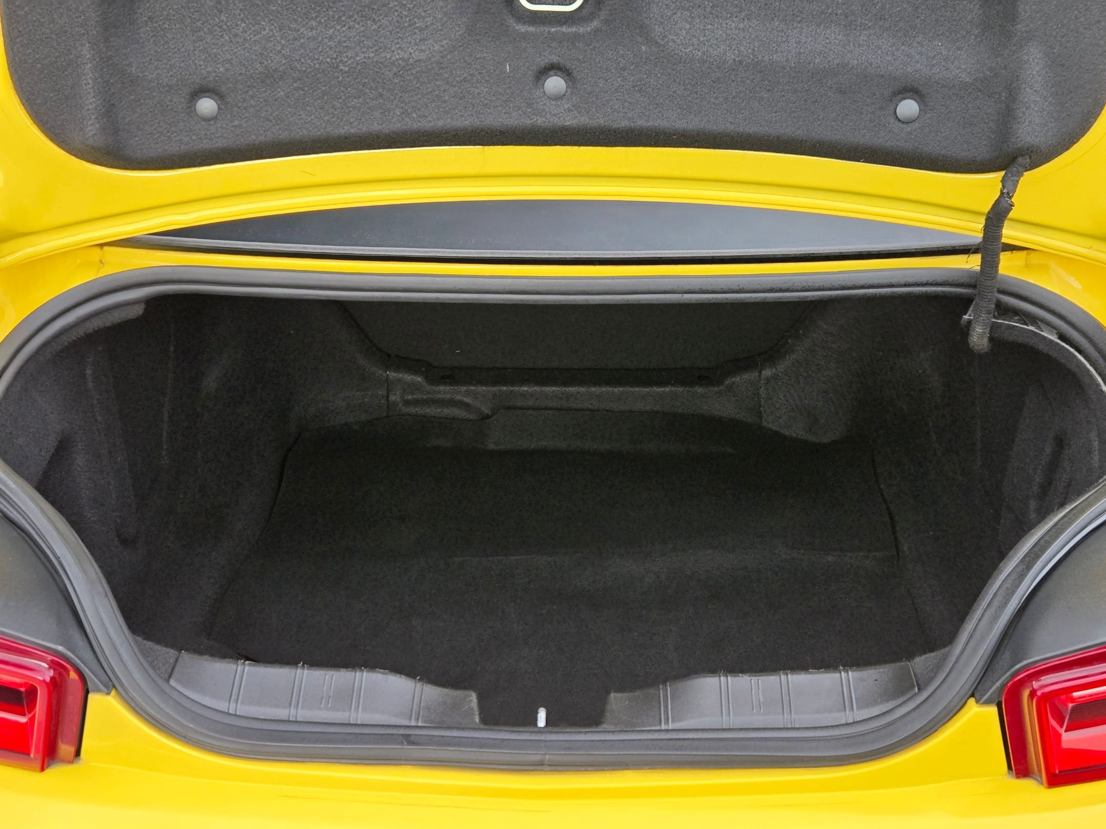 Used 2016 Chevrolet Camaro LT w/ RS Package RWD image 24