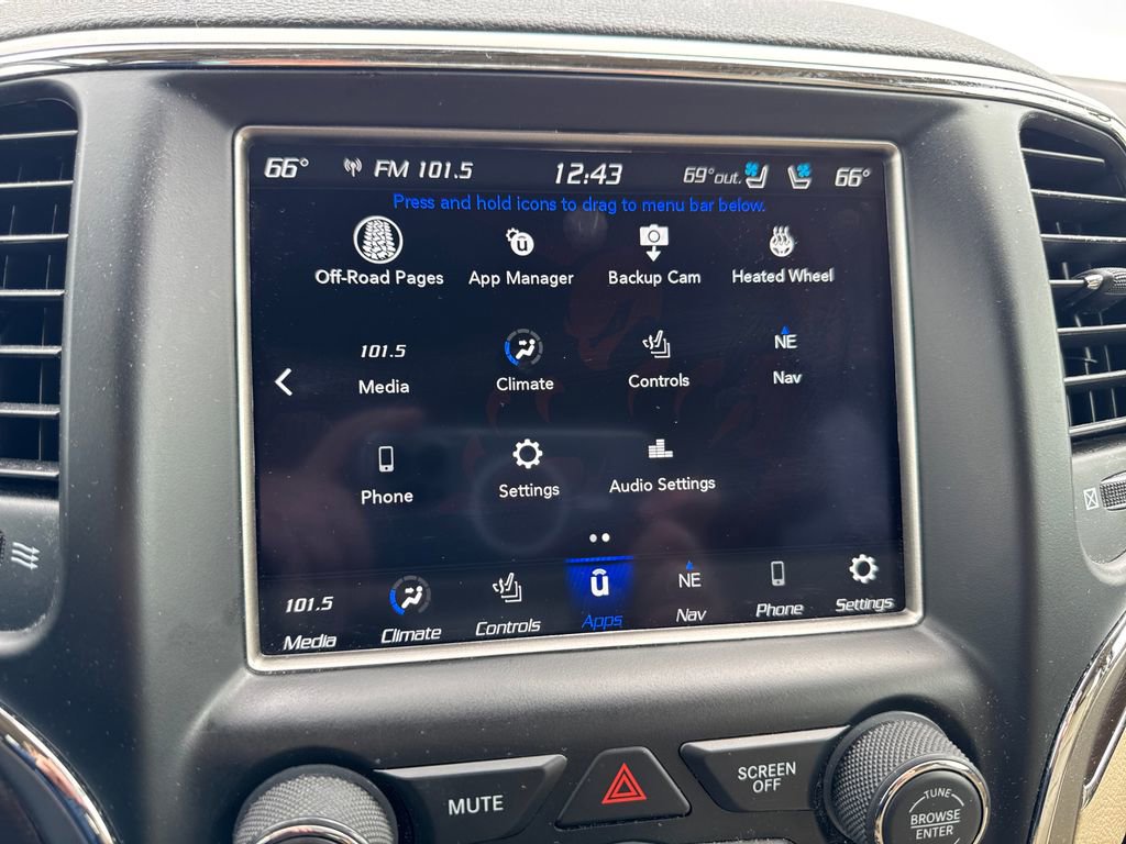 Used 2018 Jeep Grand Cherokee Limited w/ Luxury Group II image 24