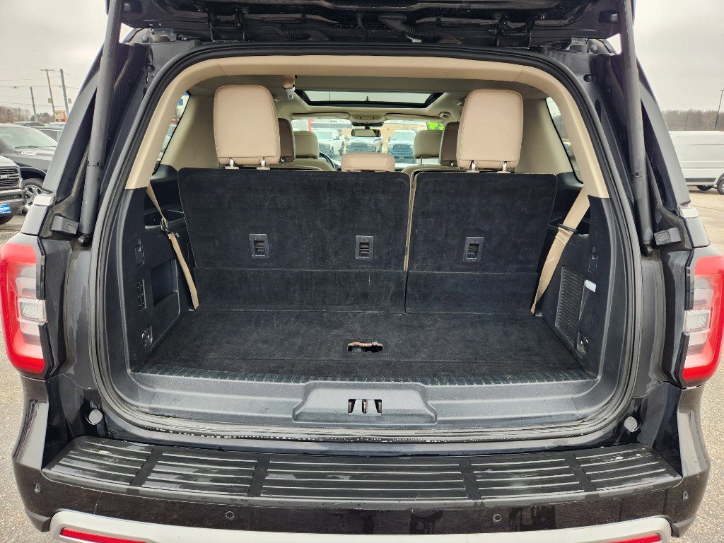 Used 2024 Ford Expedition Limited AWD/4WD image 16