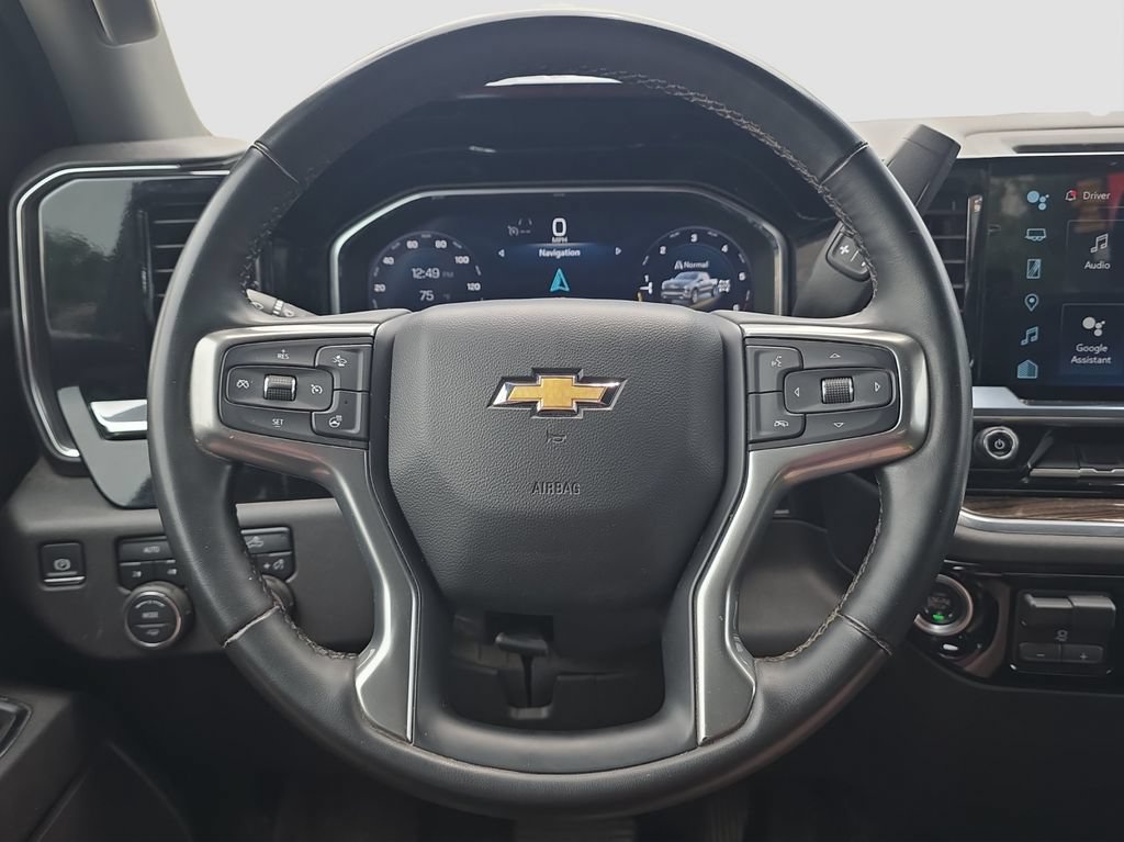 Used 2025 Chevrolet Silverado 1500 LT w/ Protection Package AWD/4WD image 8