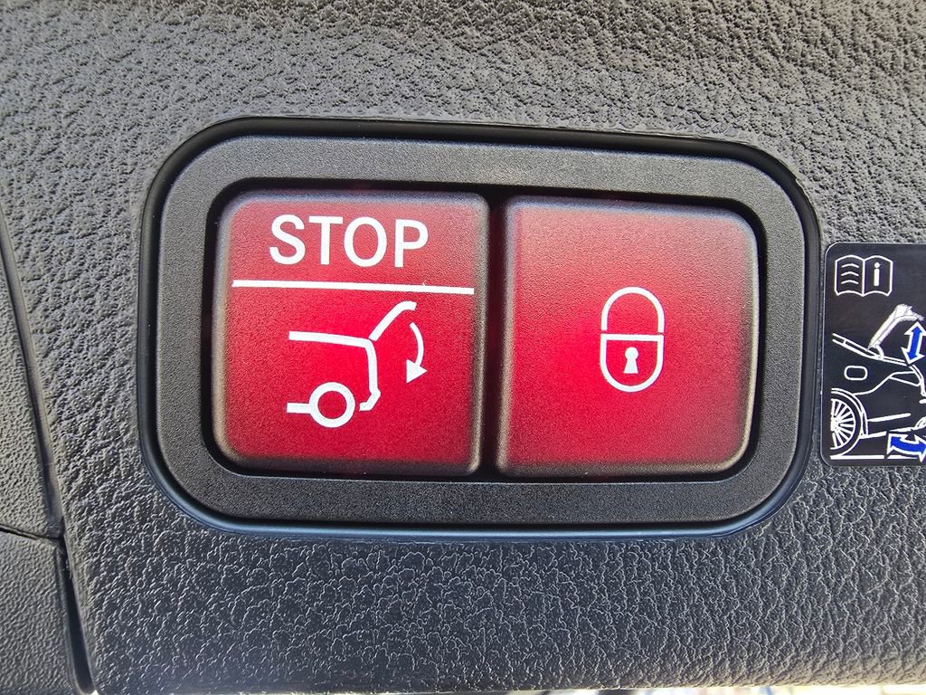 New 2026 Mercedes-Benz GLE 63 AMG S image 18