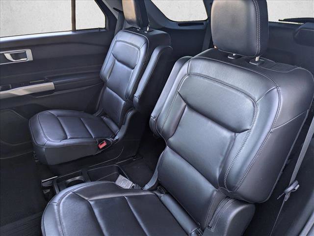 Used 2021 Ford Explorer XLT w/ Equipment Group 202A image 20