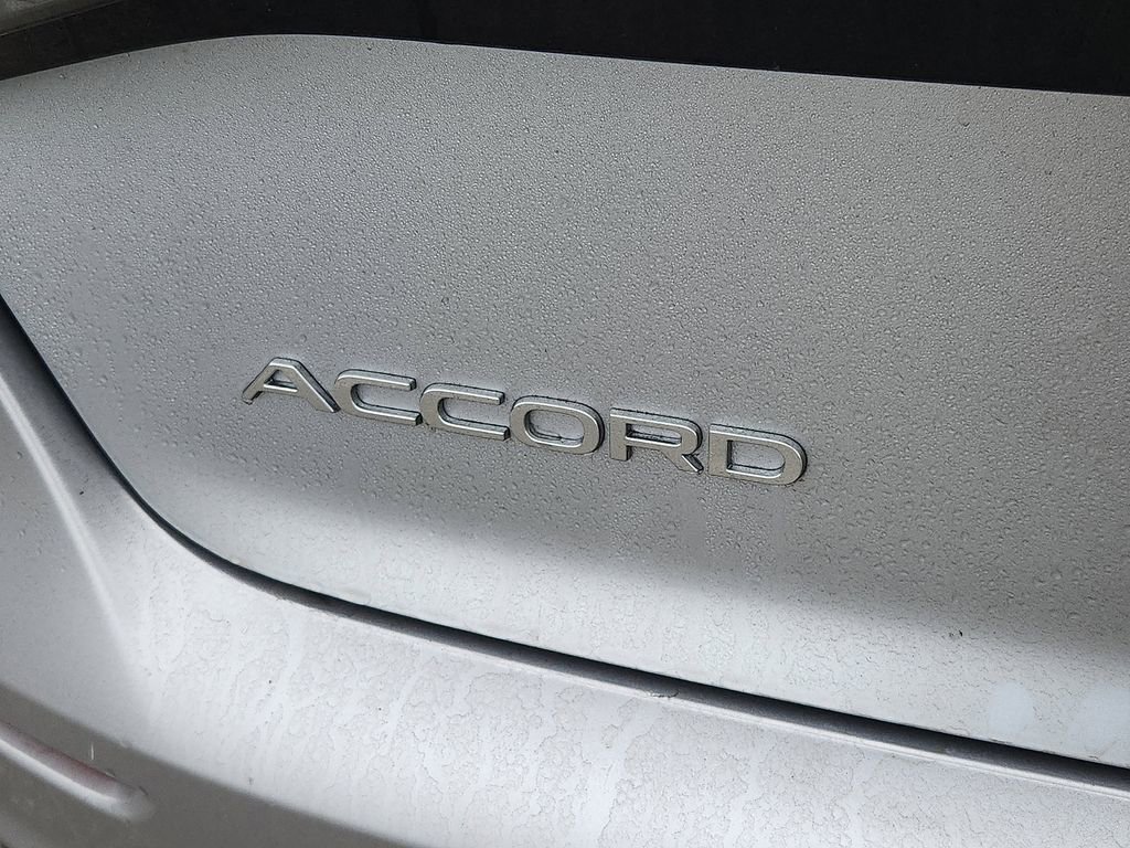 Used 2025 Honda Accord SE image 18