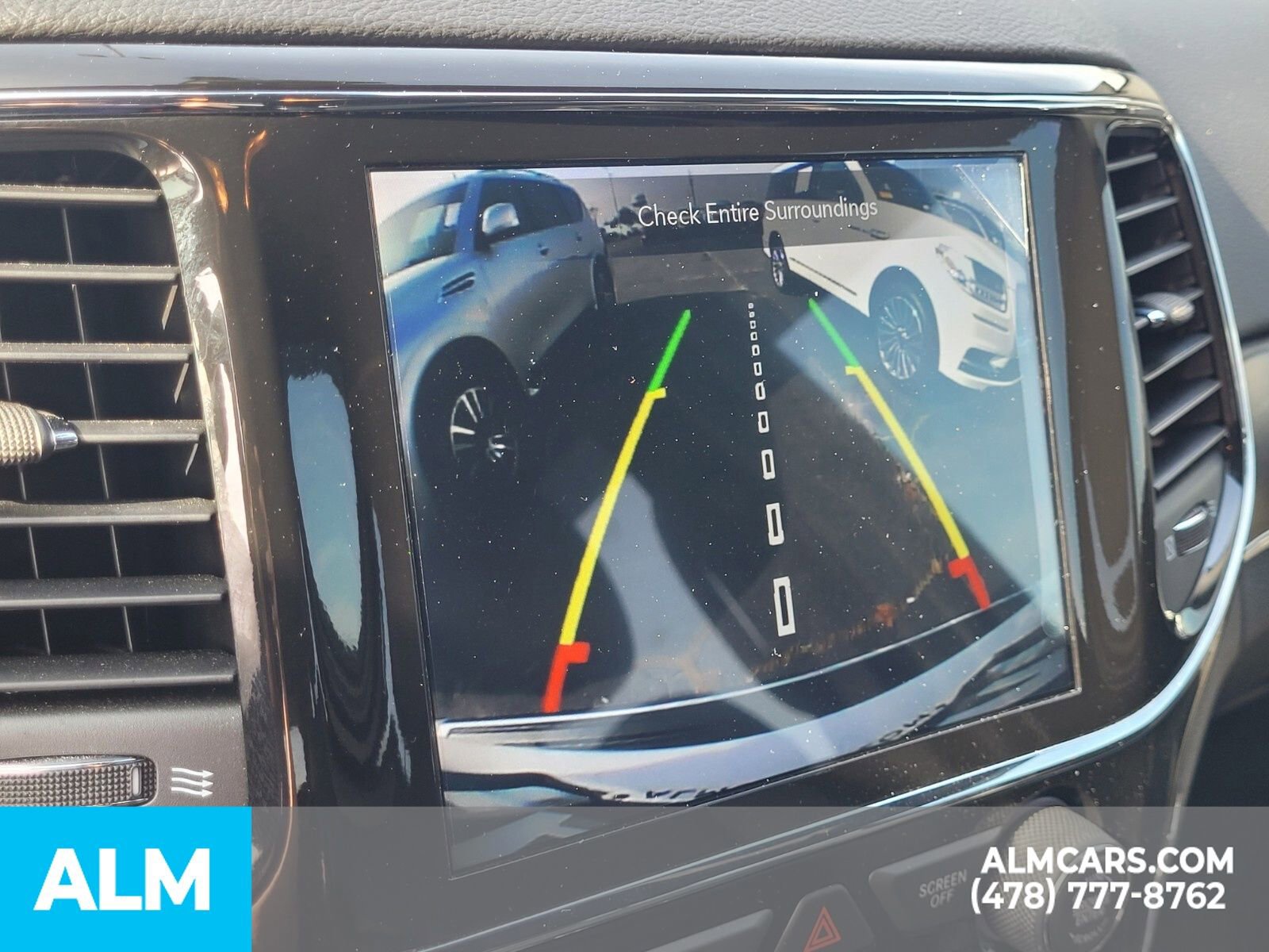 Used 2022 Jeep Grand Cherokee Limited image 22