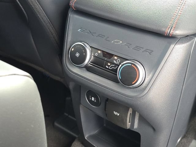 Used 2026 Ford Explorer ST-Line RWD image 21
